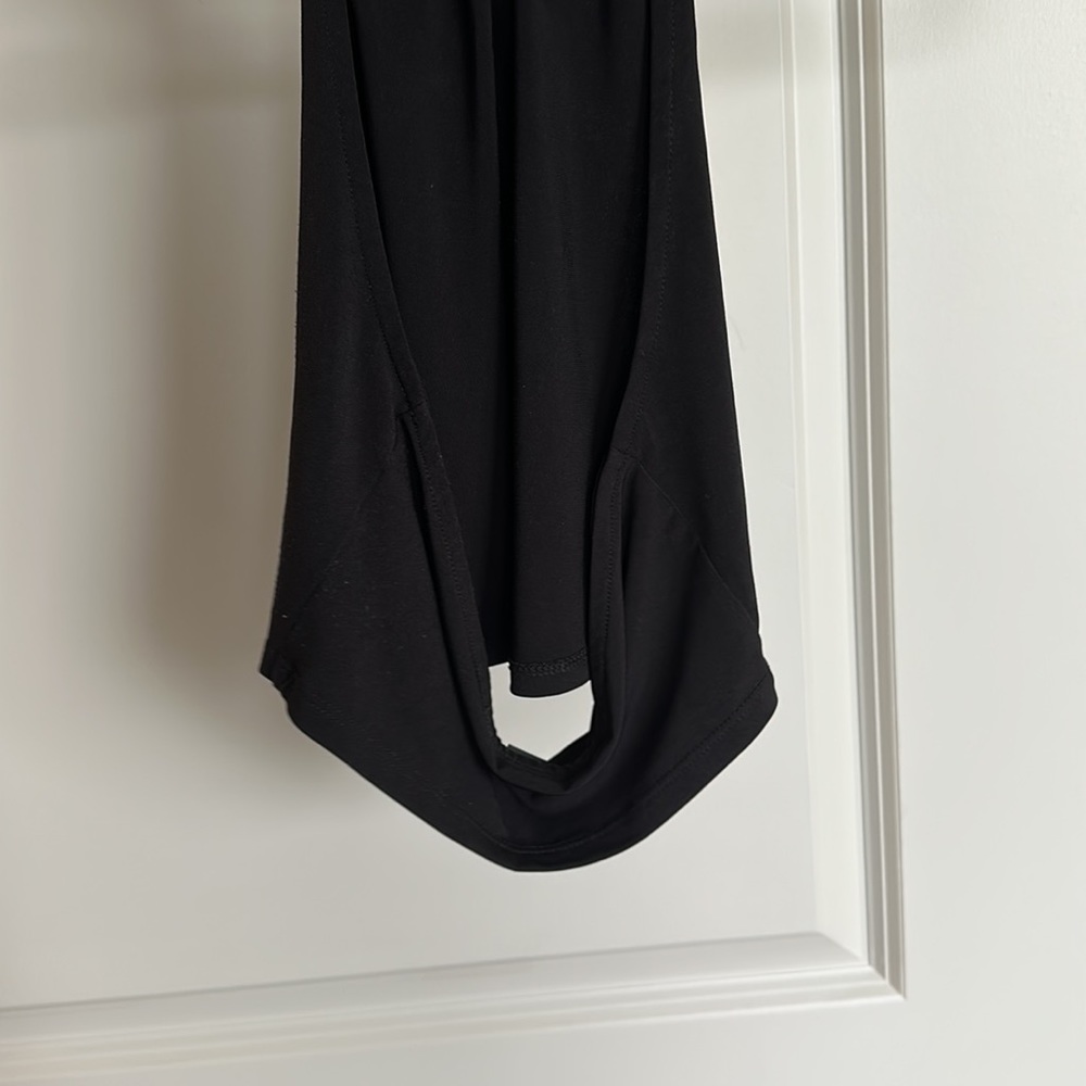 Backless black top - Picture 2 of 3